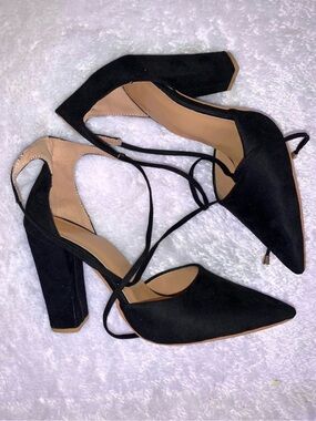 Women’s Black Pointed-Toe Block Heel Lace-Up PumpsSz 36 (US 6) | 4 inch heels